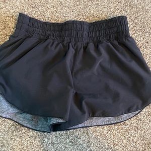 Lululemon reversible shorts